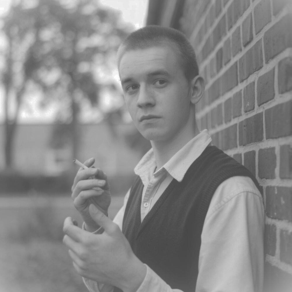Alt Image